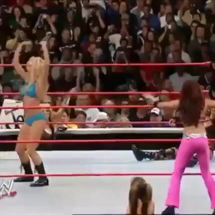 Torrie Wilson stinkface