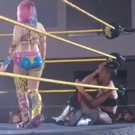 Asuka Stinkface Bianca Belair